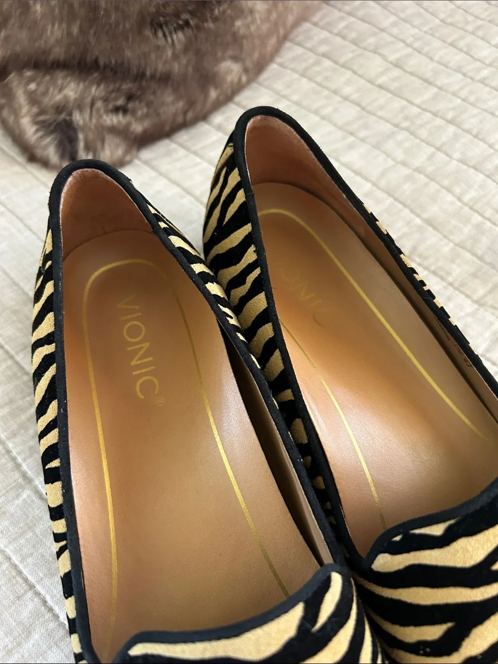 Vionic willa tiger striped classic suede leather loafer comfort flats 8.5